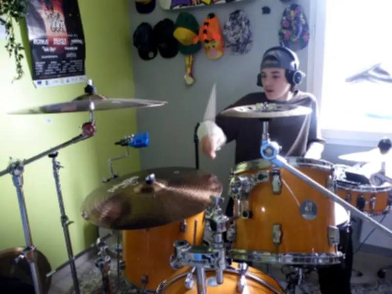 À 12 ans, Lino Ceccarello remporte le prix d'Excellence au concours Battle of drums