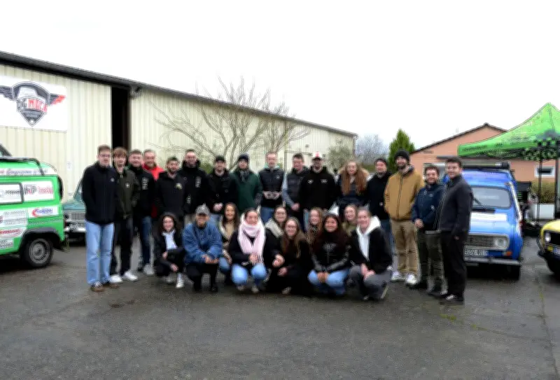 4L Trophy 2026 : Les équipages béarnais font escale à Pau avant le grand départ