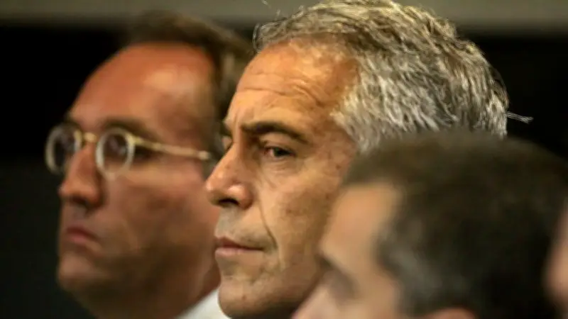 Affaire Epstein : des e-mails révèlent son intérêt pour une fleur toxique abolissant le libre arbitre