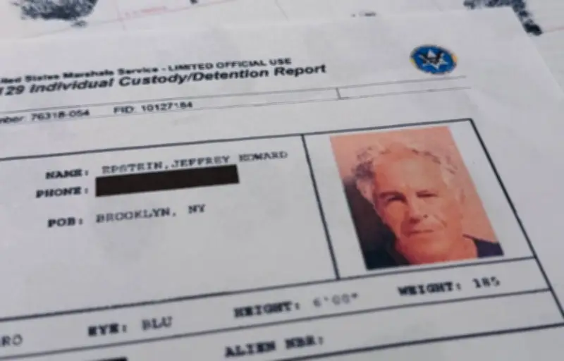 Affaire Epstein : Des millions de documents caviardés mettent en lumière des personnalités