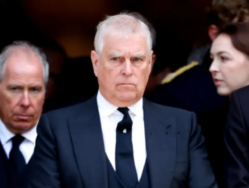 Affaire Epstein : l'arrestation du prince Andrew sidère le Royaume-Uni et crispe la famille royale