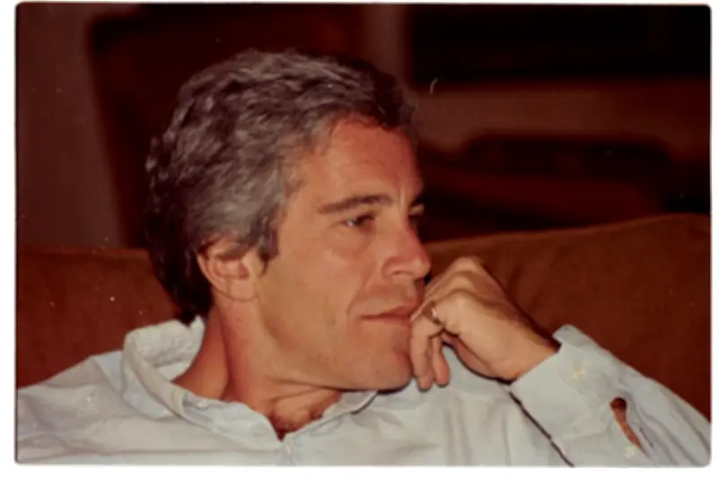 Affaire Epstein : le parquet de Paris relance l'enquête sur les complicités françaises