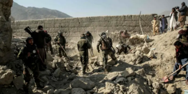 Afghanistan lance des attaques massives contre le Pakistan en représailles aux frappes aériennes