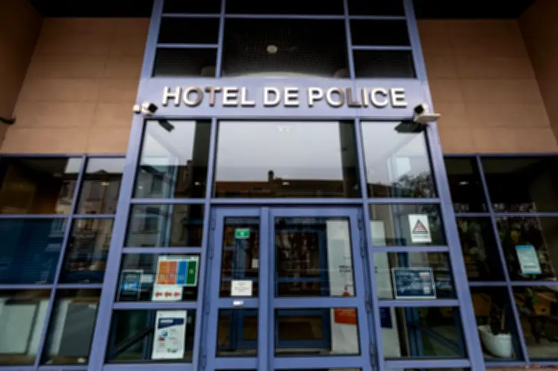 Agen : une sexagénaire repousse une agression en frappant l’individu avec son sac