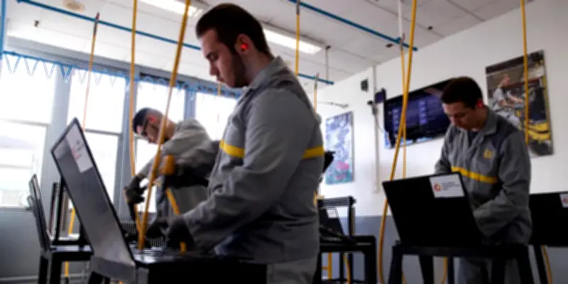 Aides à l'apprentissage réduites pour les BTS et ingénieurs, maintenues pour le handicap