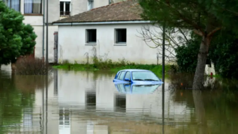 Alerte crues : 13 départements en orange, 2 en rouge ce samedi, vigilance maintenue