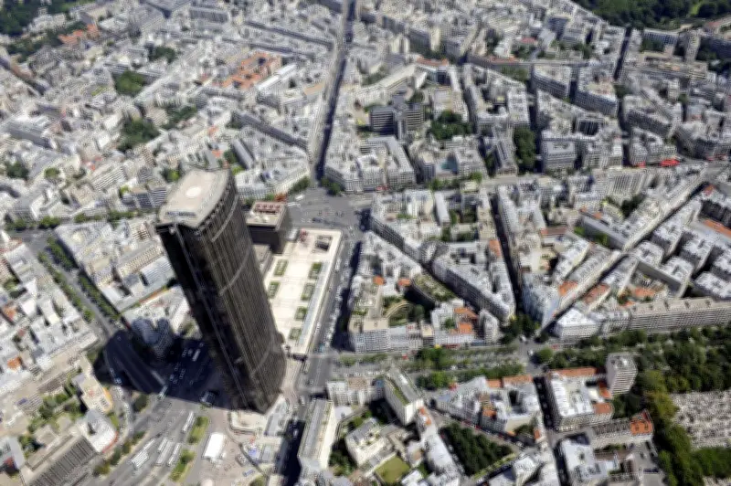 Alerte à la bombe à Paris : la tour Montparnasse et Sciences Po évacués