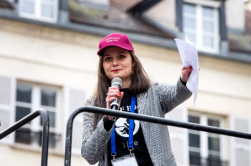 Aliette Espieux, organisatrice de la marche pour Quentin à Lyon, sous le feu des projecteurs