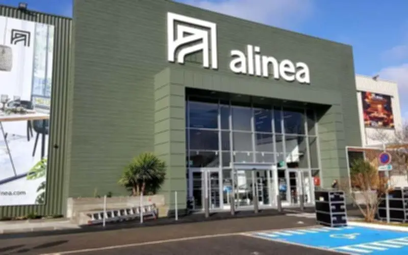 Alinea au bord du gouffre : le retrait de l'offre roumaine menace 300 emplois