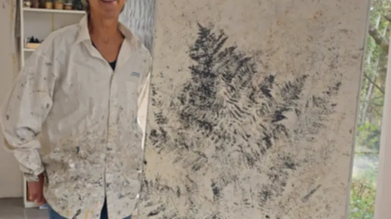 Andrea Uecker expose 'Mujo' à la Bergerie du Capucin jusqu'au 31 mars