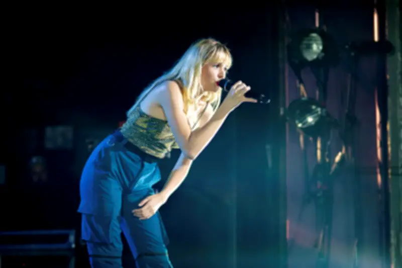 Angèle sous enquête fiscale française : Bercy soupçonne une résidence en France