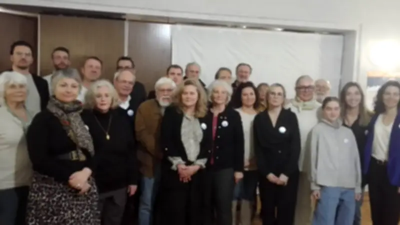 Anne Daniel présente la liste d'opposition "Parce que j'aime Villeneuve" pour les municipales