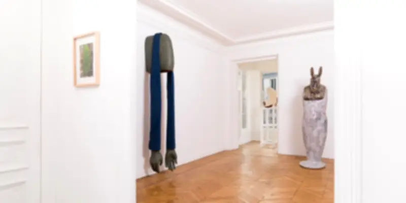 Anne Rochette expose à Paris après 22 ans : « Présentes », une exploration du corps