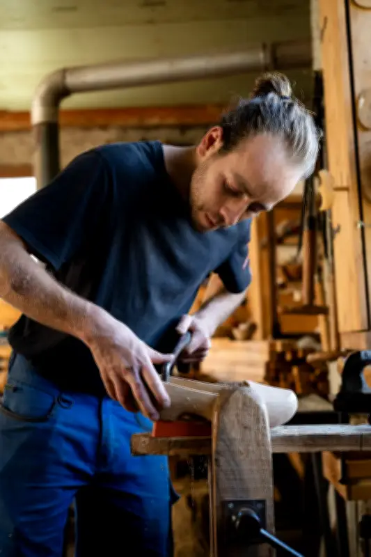 Apprentissage : les aides à l'embauche menacées par des coupes budgétaires