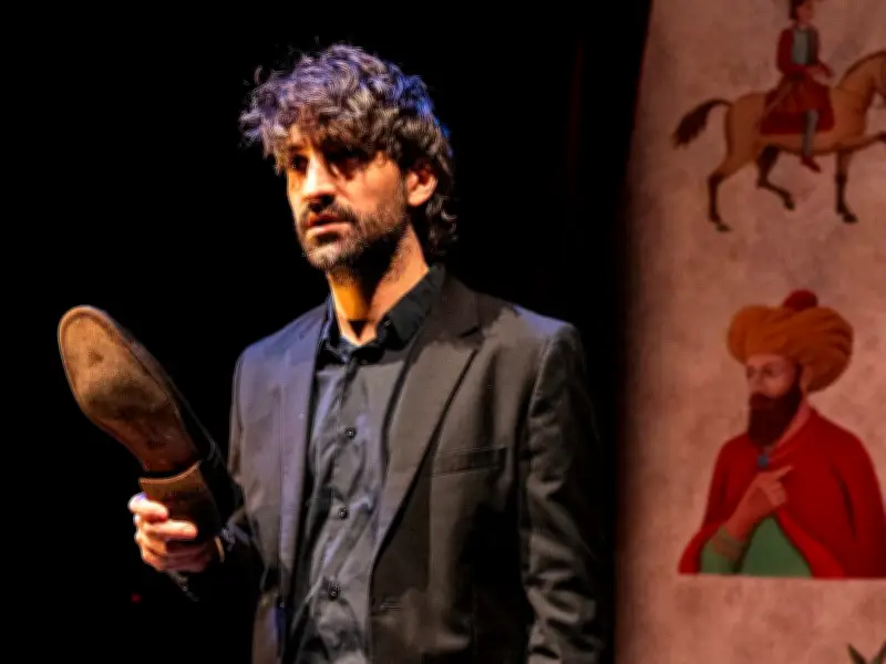 Ascanio Celestini clôt une ère de misère avec sa rumba à la Maison des Métallos