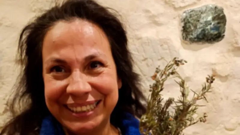 Atelier sur les plantes locales : découverte des trésors de la plaine de l'abbaye