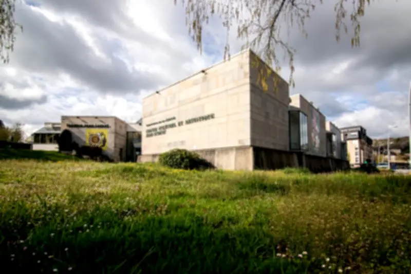 À Aubusson, les habitants mobilisés pour sauver leur scène nationale unique