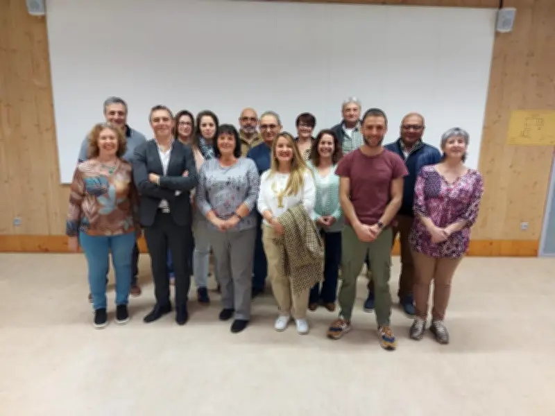 Bernadette Young présente sa liste pour les municipales : sept sortants et huit nouveaux visages