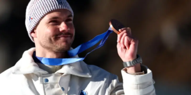 Biathlon aux JO 2026 : Jacquelin en bronze, la France garde son rang à Anterselva