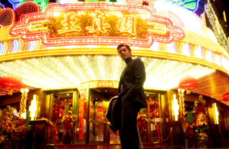 Blossoms Shanghai de Wong Kar-wai : une série faste et furieuse