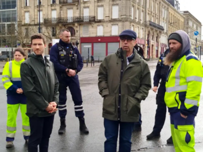 Bordeaux : la décrue s'installe après la crue de la Garonne, le pire semble écarté
