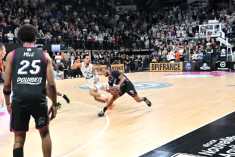 Boulazac recrute Zeke Moore pour compenser les absences en ligne arrière
