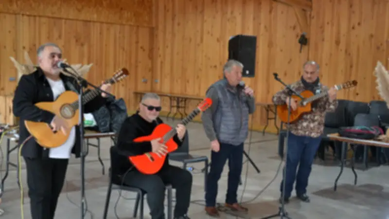Bruno Jullian fête ses 72 ans avec la bouvine aux Hourtès