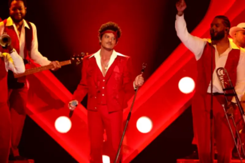 Bruno Mars dévoile "The Romantic" : un album virtuose mais sans tube fracassant