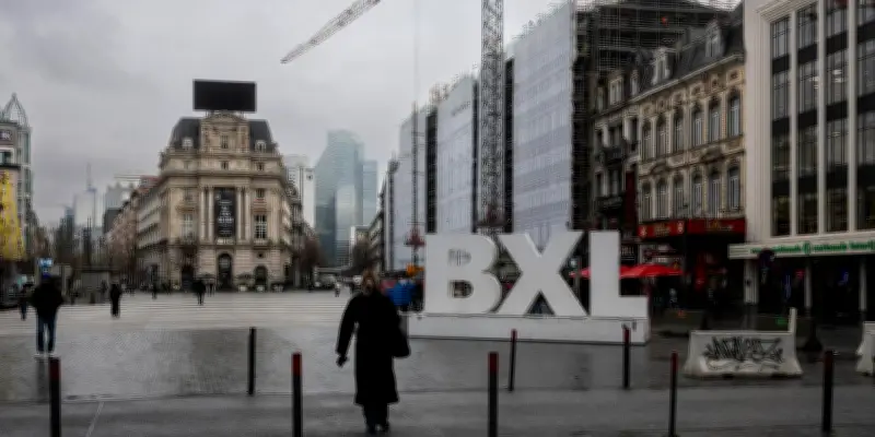Bruxelles sans gouvernement : un record mondial qui masque une crise sociale profonde
