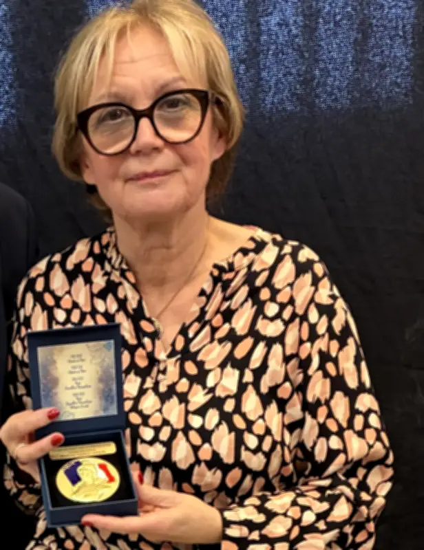 Budget 2026 voté à l'unanimité après hommage aux anciens élus