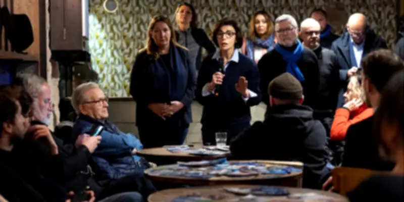 Campagne municipale parisienne engluée dans les polémiques à un mois du scrutin