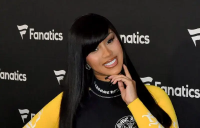 Cardi B menacée de poursuites après être impliquée dans le scandale des bots de Nicki Minaj