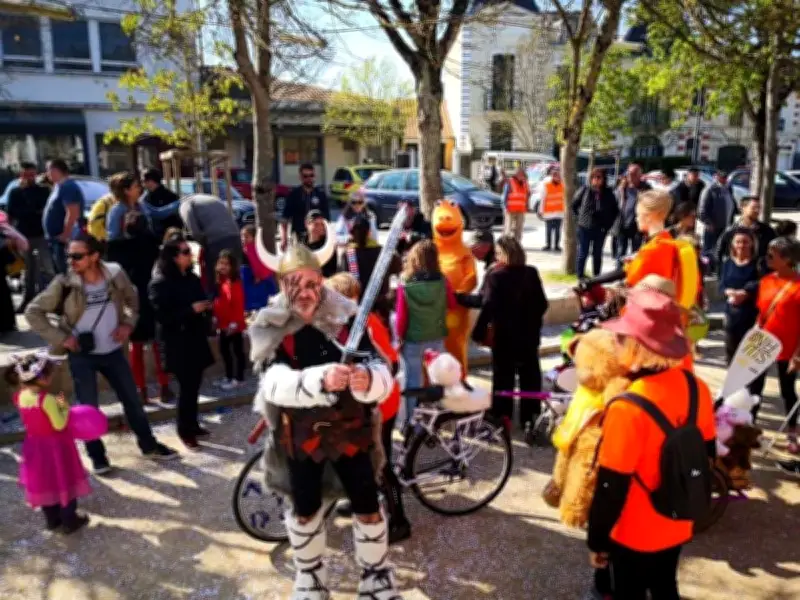 Carnaval de Neuvic-sur-l'Isle : défilé, jugement de Pétassou et feu de joie ce mercredi