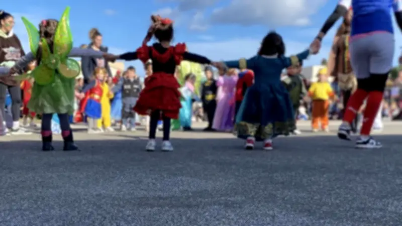Carnaval de Pinet : une après-midi festive et colorée pour l'école