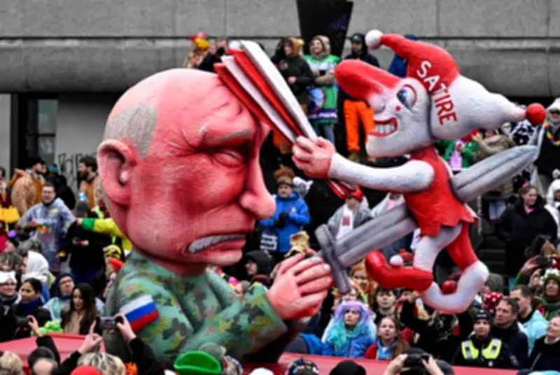 Carnaval de Rosenmontag : les caricatures politiques ciblent Poutine et Trump