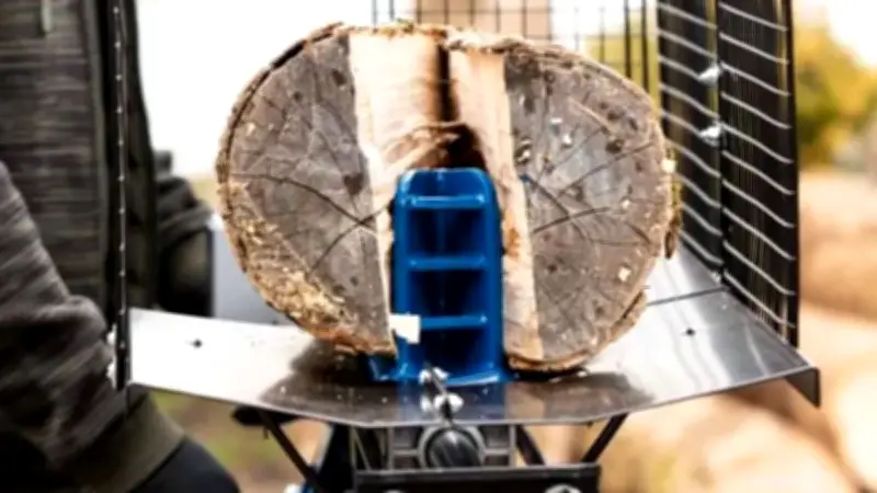 Cdiscount surprend avec un fendeur de bûches Scheppach à moins de 300 euros