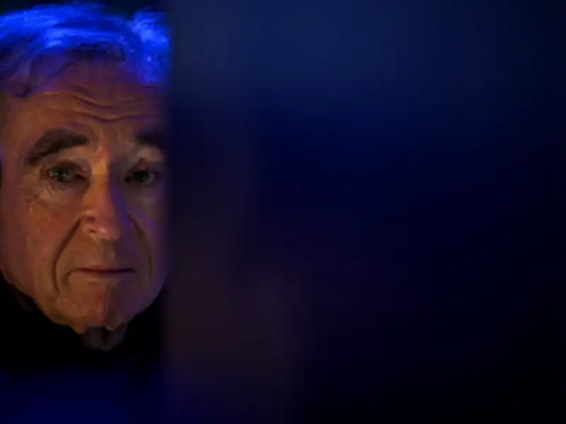 Challenges, Sciences et Avenir et La Recherche votent une motion de censure contre LVMH