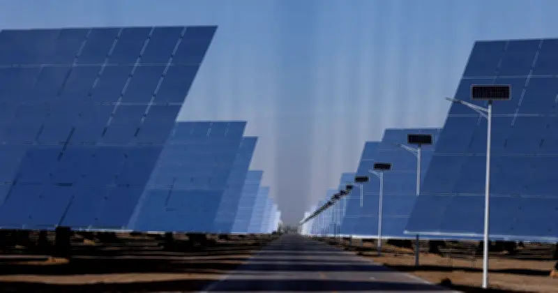 Chine : 21 mois de baisse des émissions CO2 masquent une stratégie de domination industrielle