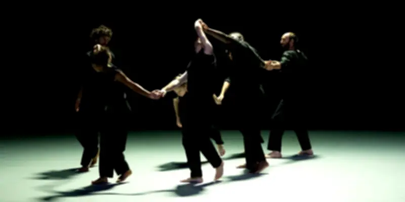 Christian Rizzo présente « À l’ombre d’un vaste détail, hors tempête » à la MC93 de Bobigny