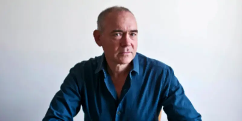 Christophe Boltanski explore ses racines familiales dans 'Le Trait de côte'