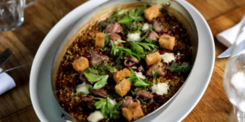 Cinq restaurants abordables en banlieue parisienne : une cuisine gourmande à prix mesurés