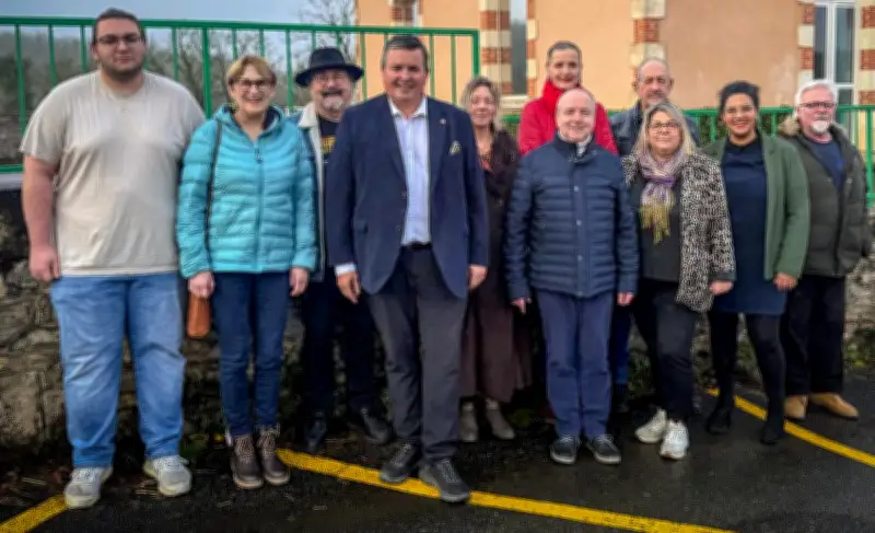 Claude Mermet, artisan plombier, conduit Un Nouvel élan pour Nadaillac aux élections
