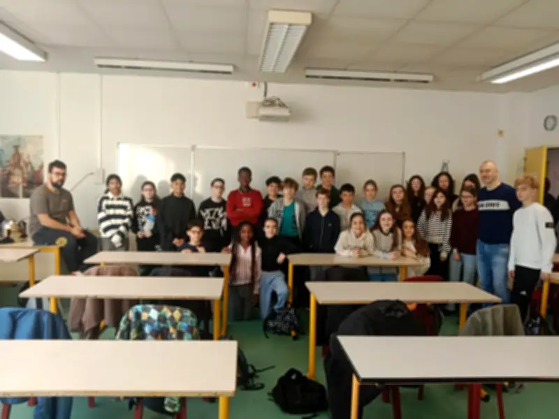 Collège Niki-de-Saint-Phalle : immersion antique pour 55 élèves passionnés de langues anciennes