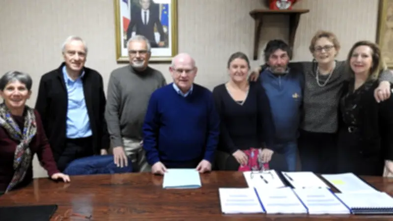 Conseil municipal de Berlou : le CFU reporté, pétition pour l'autonomie adoptée