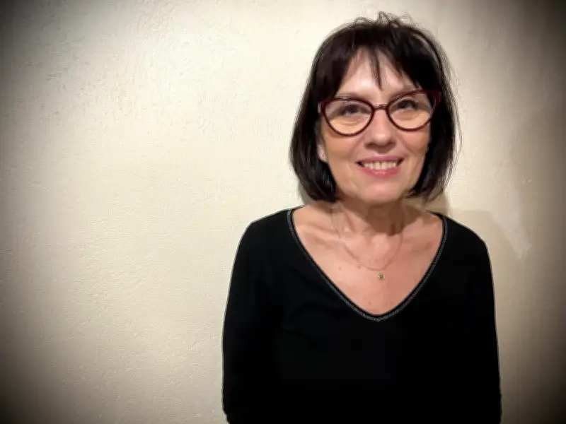 Corine André, ancienne maire et artiste, candidate aux municipales de Montroy