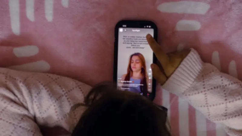 Écrans et enfants : 71% des parents n'ont pas d'alternative selon une étude inquiétante