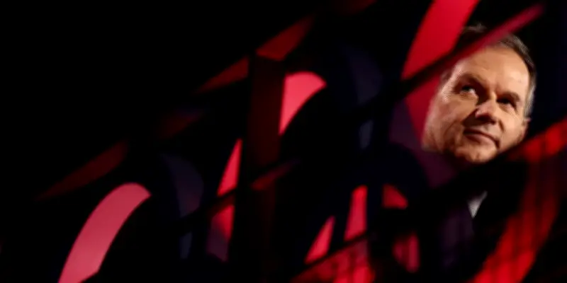 Crise au Cojop 2030 : Grospiron défend son cap malgré les turbulences et le départ du DG