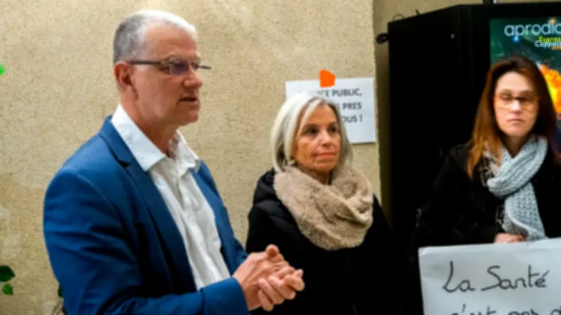 Crise à l'hôpital de Millau : la psychiatrie au bord de la fermeture, échange tendu entre direction et personnel