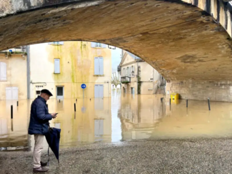 Crue de la Garonne : villages isolés et mobilisation en Gironde face aux inondations