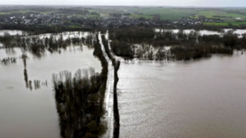Crues et inondations : trois départements maintenus en vigilance rouge